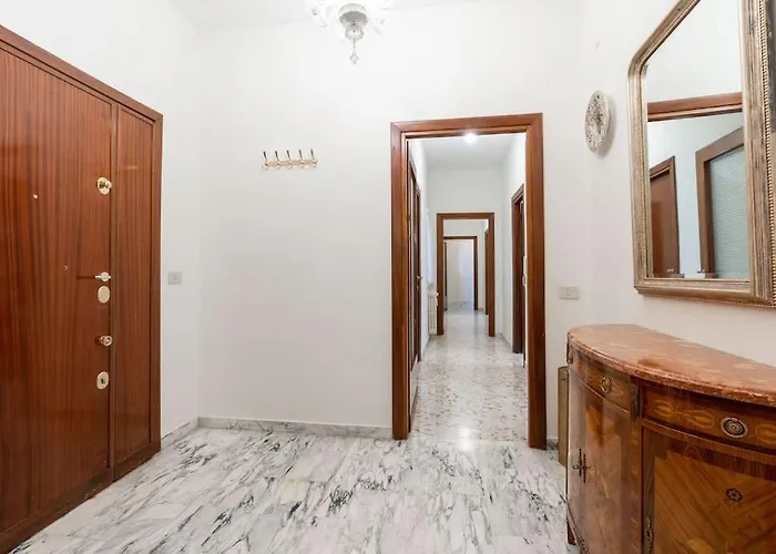 4season Enchanting Balduina's Pent Center