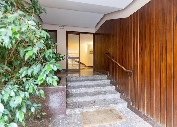 4season Enchanting Balduina's Pent Center